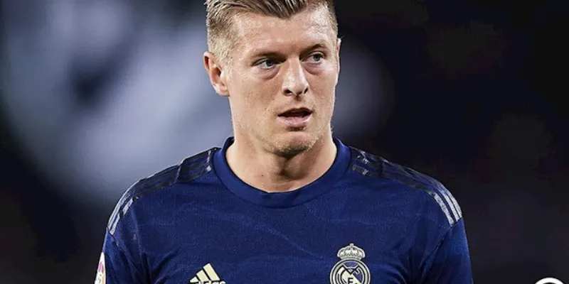 Sự nghiệp huyền thoại của cầu thủ Toni Kroos 